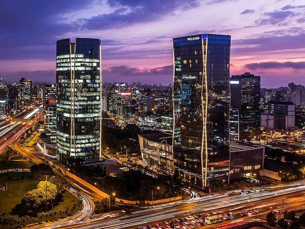 End of an era? Most of Peru’s public phones may be phased out