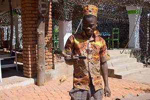 Netflix tempts African audiences with mobile-only subscription plan