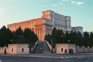 OTE Group signs MoU to offload Telekom Romania